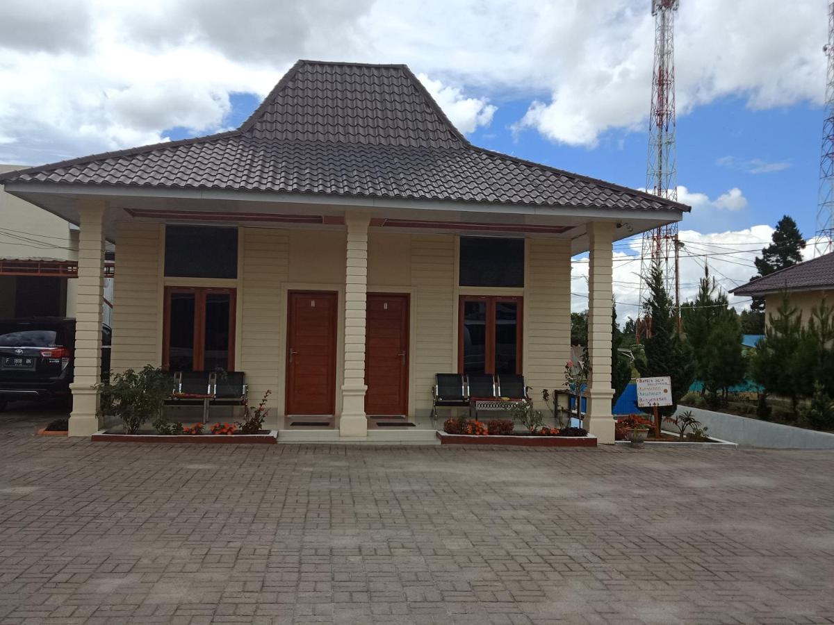 Noah Hotel Silangit Siborongborong Exteriör bild